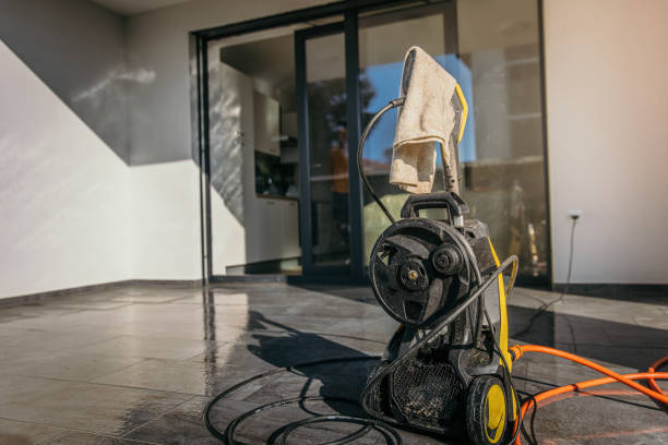 Best Rust Removal  in Ingram, TX